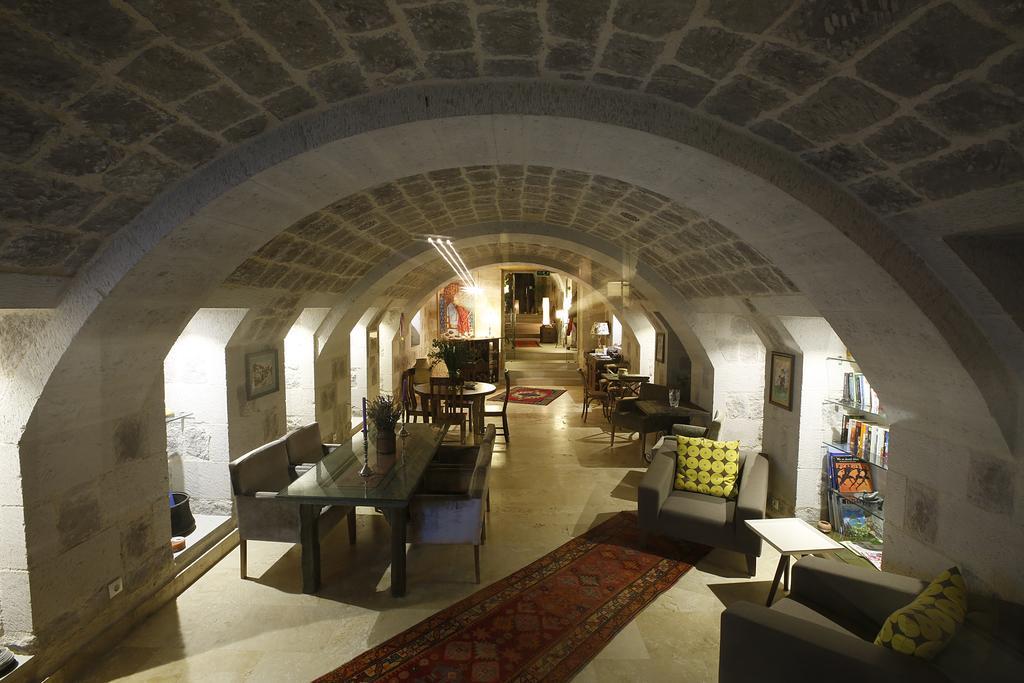 Ansia Hotel Ючхисар Екстериор снимка