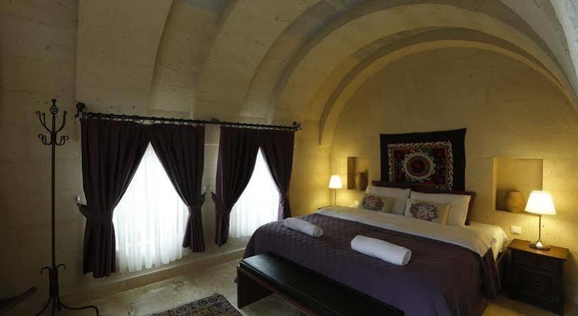 Ansia Hotel Ючхисар Екстериор снимка